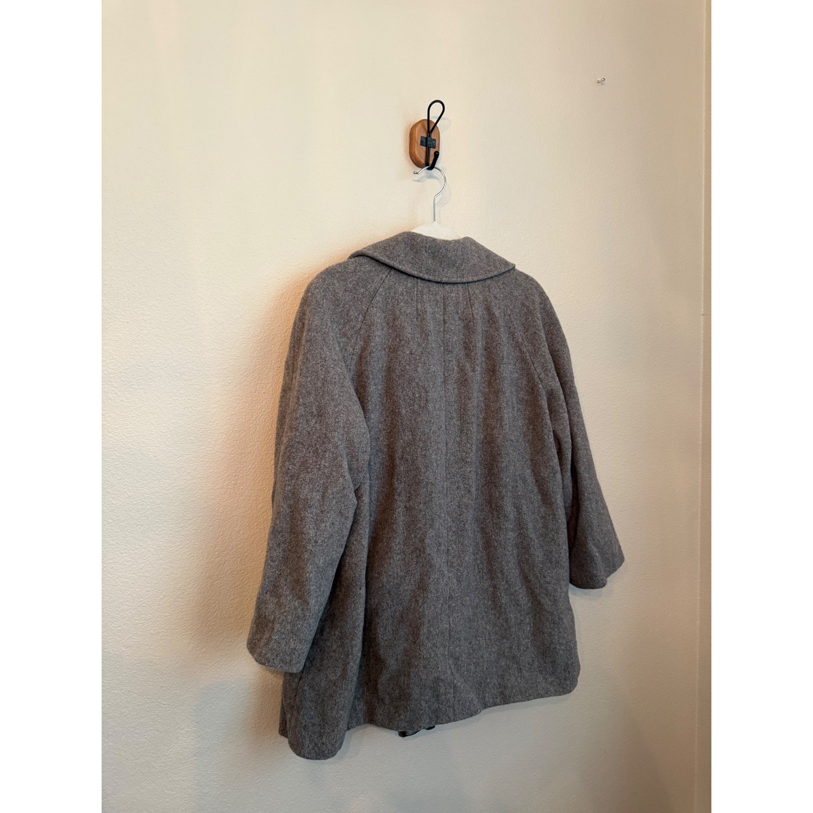 Bromleigh Wool Coat Womens Medium Grey Excellent Vintage ILGWU USA Made