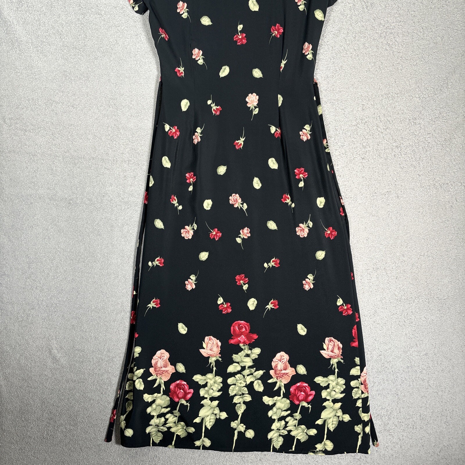 Vintage R Wear Rampage Dress Women’s Size 33″ Waist Dark Floral Roses Black 90s