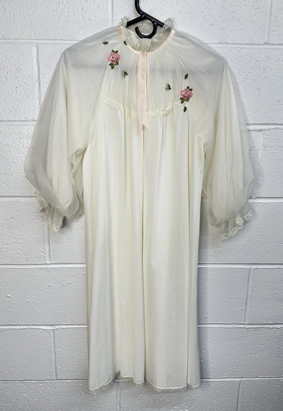 VTG 1960s Sheer Nylon Peignoir Robe Topper Ivory Pink Rose Embroidered Lace Trim