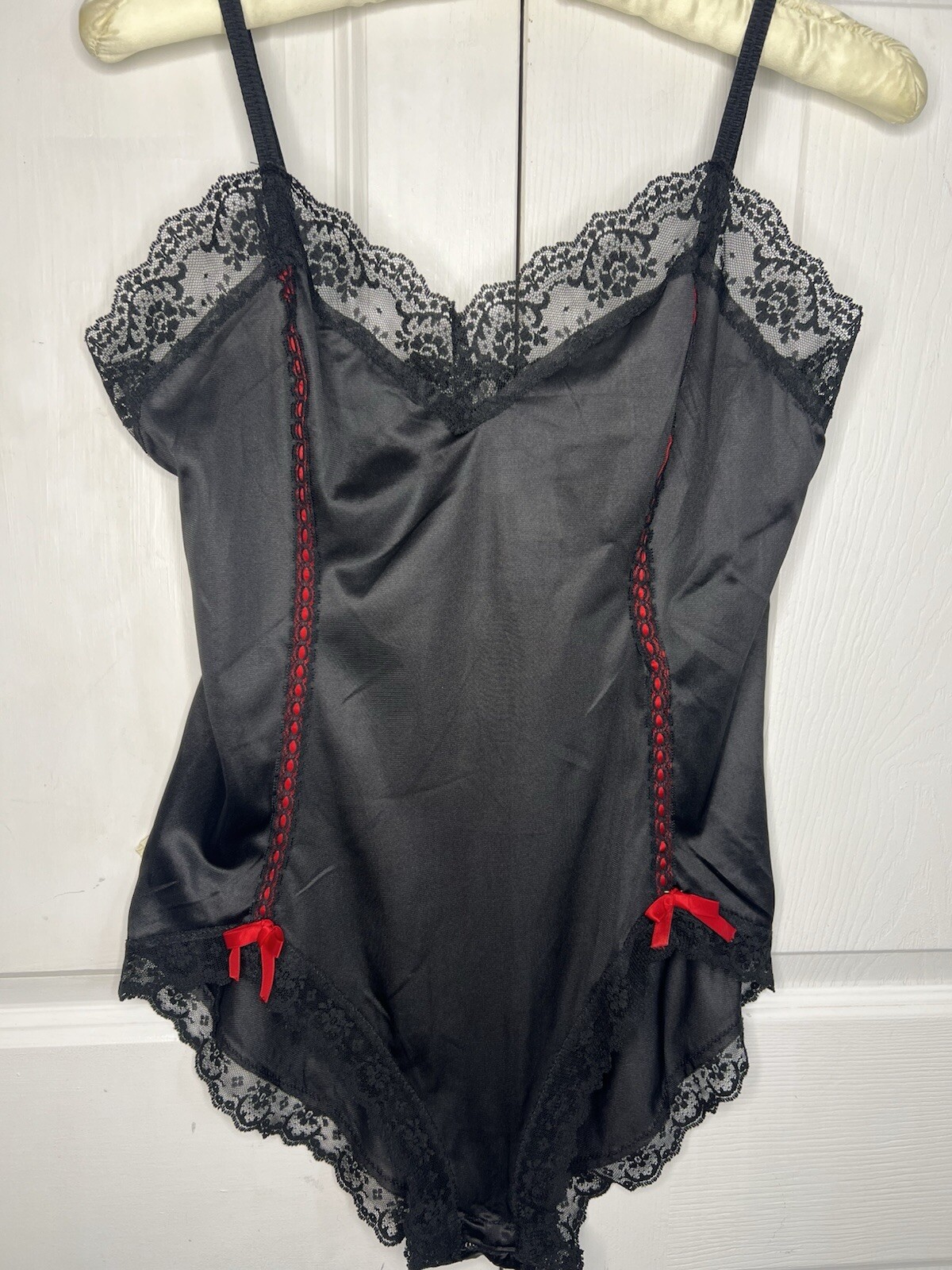 Vtg Camisole Teddy Playsuit Sz MEDIUM Black Lace Trim Romper Nightie Snap Gusset