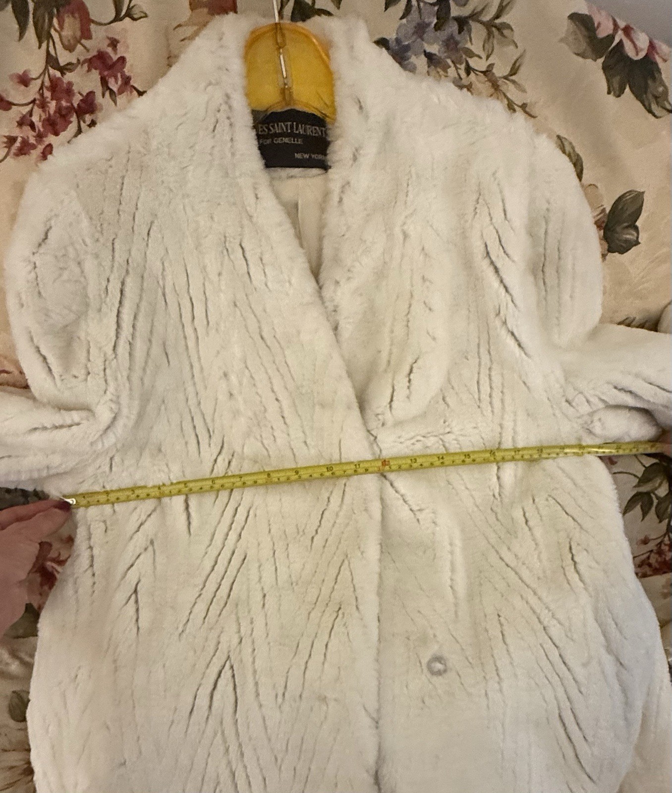 Vintage Jacques Saint Laurent Genelle Ivory Faux Fur Coat Jacket Size L/XL