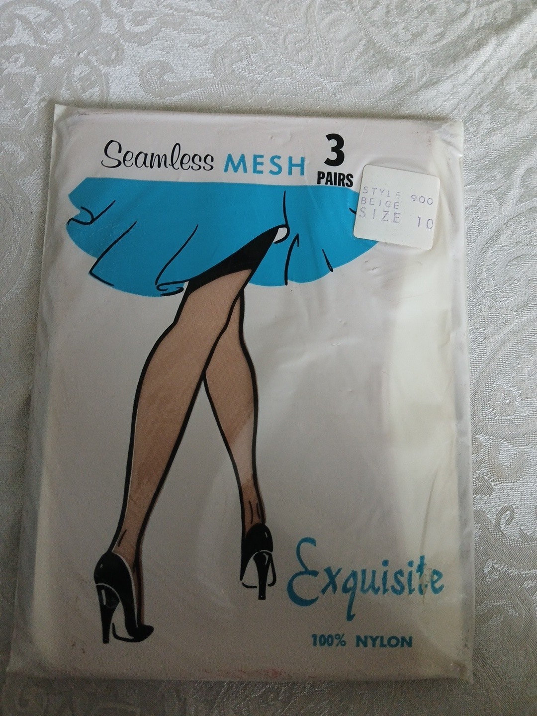 Vintage Exquisite Nylon Stockings 3 Pair Pack Size 10 Beige Never Opened