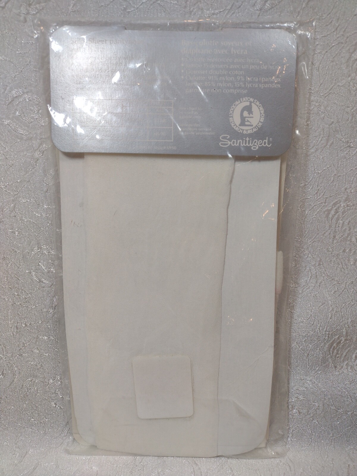Vintage Pantyhose Vanity Fair Eatons Queen Size 150-200lbs. Sandlefoot White