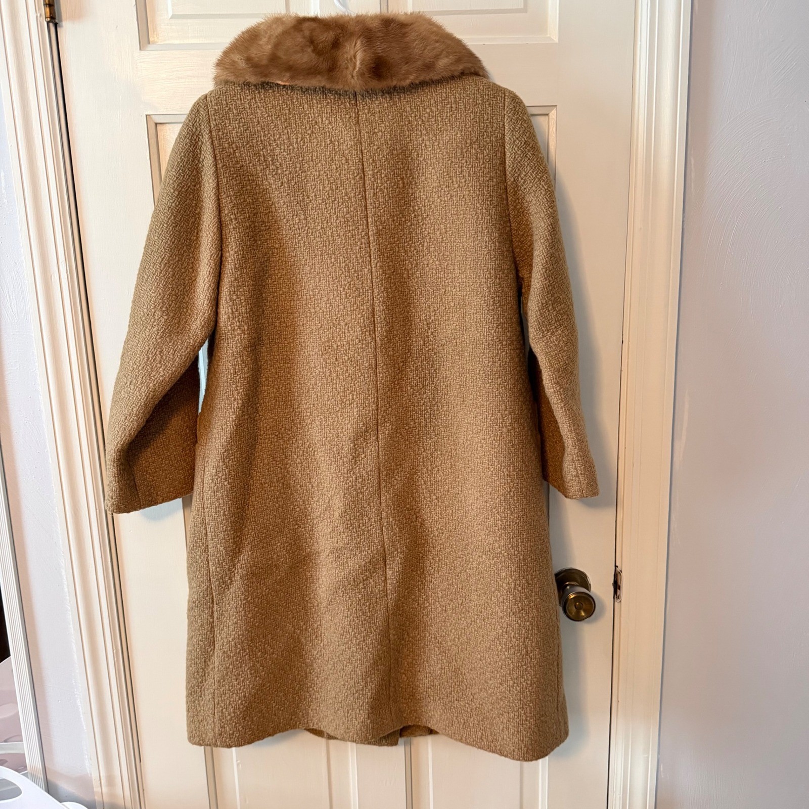Circa 50s VTG Mid-Century Wool Bouclé Silk Lined Honey Mink Collar Winter Coat