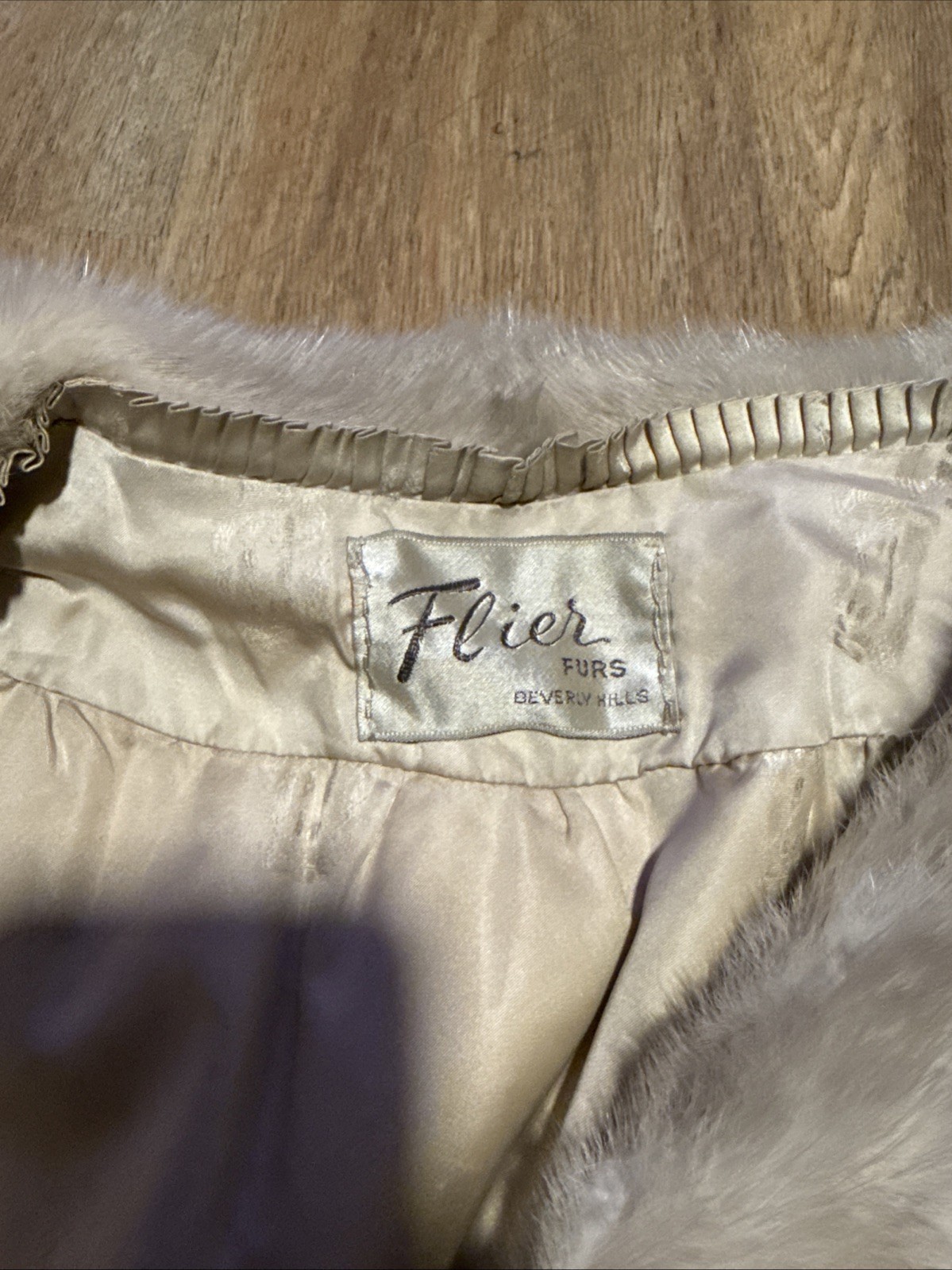VTG Flier Furs Beverly Hills Genuine Blonde Mink Fur Jacket Stole Cape Bridal