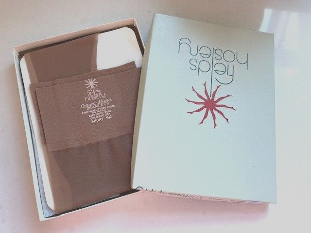 VINTAGE FIELDS HOSERY NYLON STOCKINGS CAREER SHEER HARMONY 9 1/2 SHT BOXED 3 PR