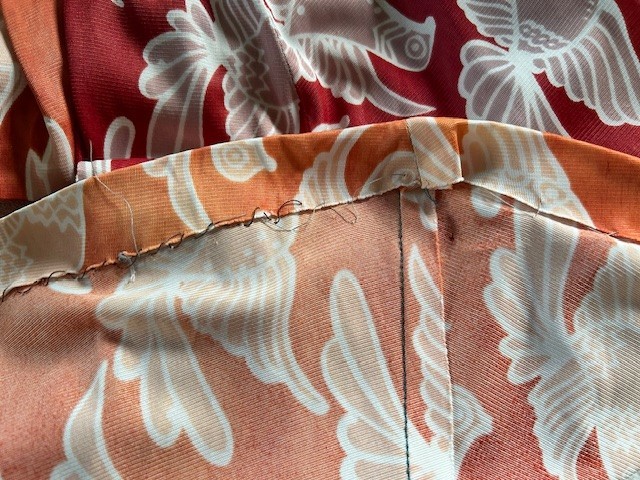 Corky Craig 70s Vtg Mini Dress Red Orange White Bird Short Flared Slvs over L/S