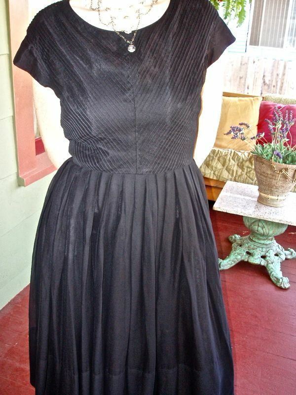 VTG 50s 60s PinUp Girl Dress Full Skirt Black Sheer Chiffon Ribbed S/M