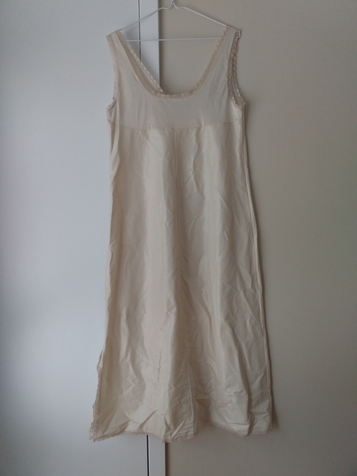 Vintage Full Slip 38″ Bust 43″ Hip Retro Undergarment Lingerie Long