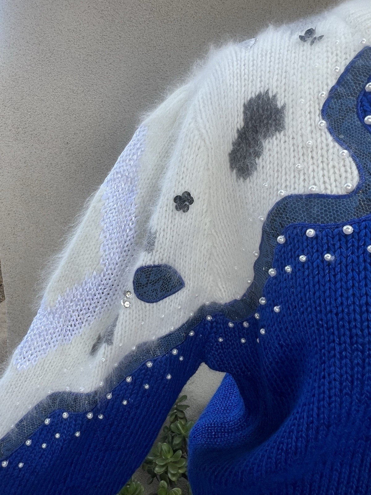 Vtg Glam Sweater Blue White Fuzzy Angora Beads Sz L Shannan