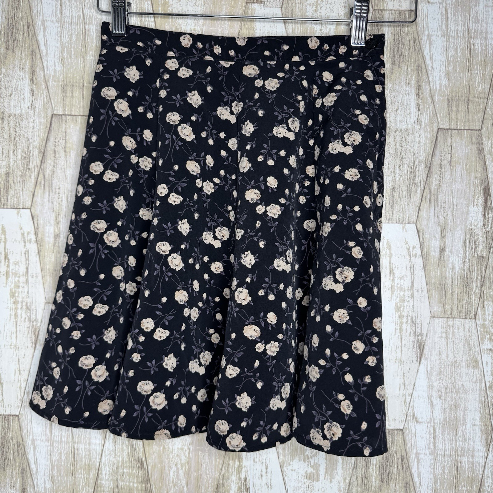 Star CCC City Clothing Co Vintage 90’s Floral Skirt Short Cottagecore Fairy Sz 9