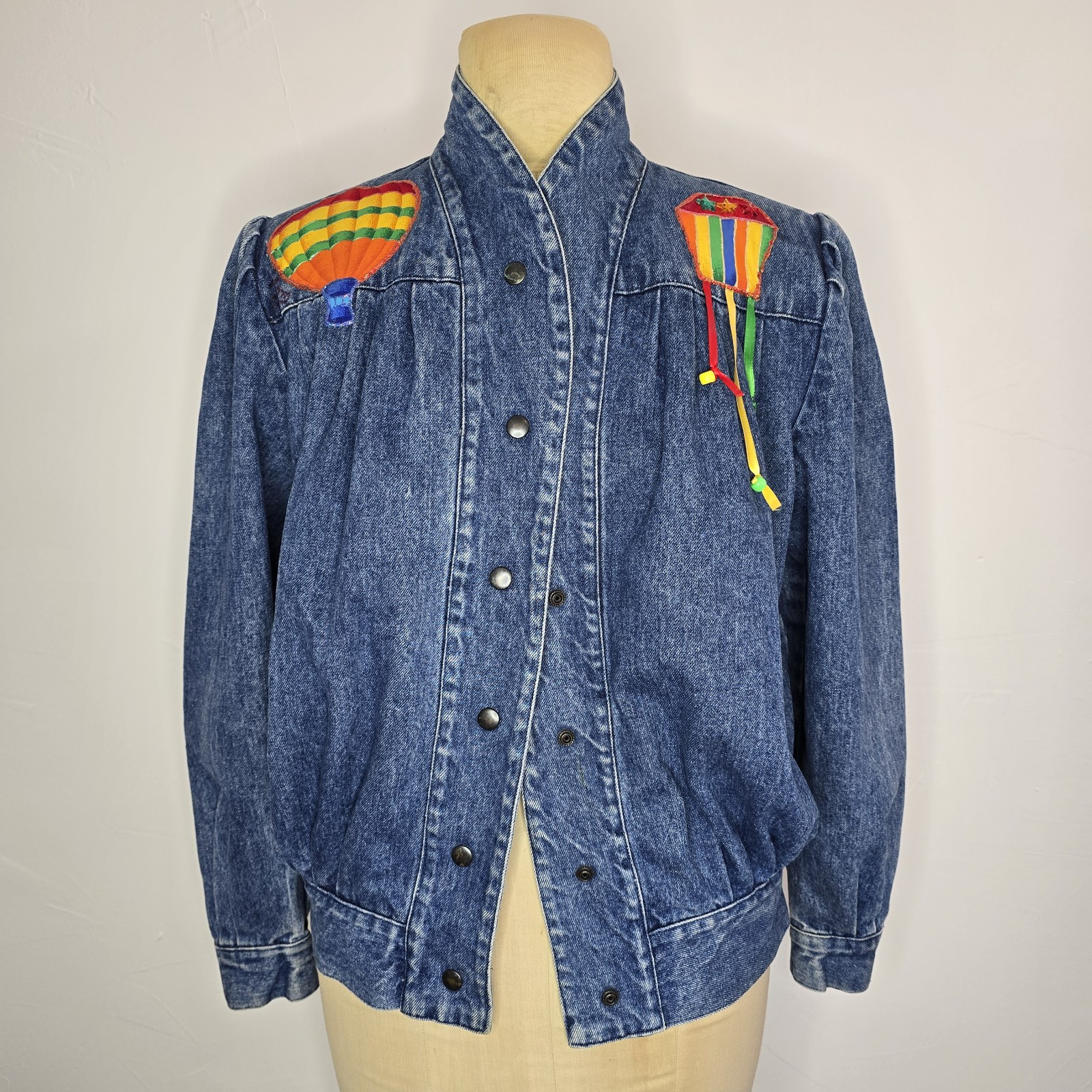 Bramble Lane Vintage Denim Jacket Sz Medium hot air Balloon applique puff paint