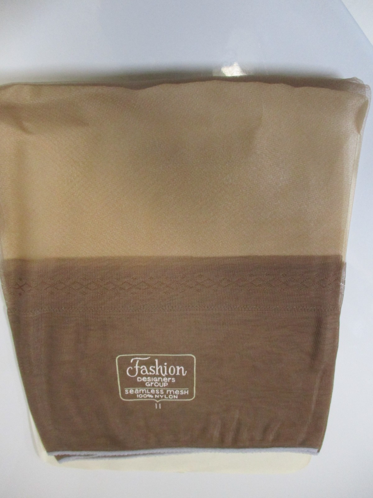 1PR VINTAGE UNBRANDED RHT SHEER MICRO MESH NYLON STOCKINGS 11 LONG 35″ TAUPE