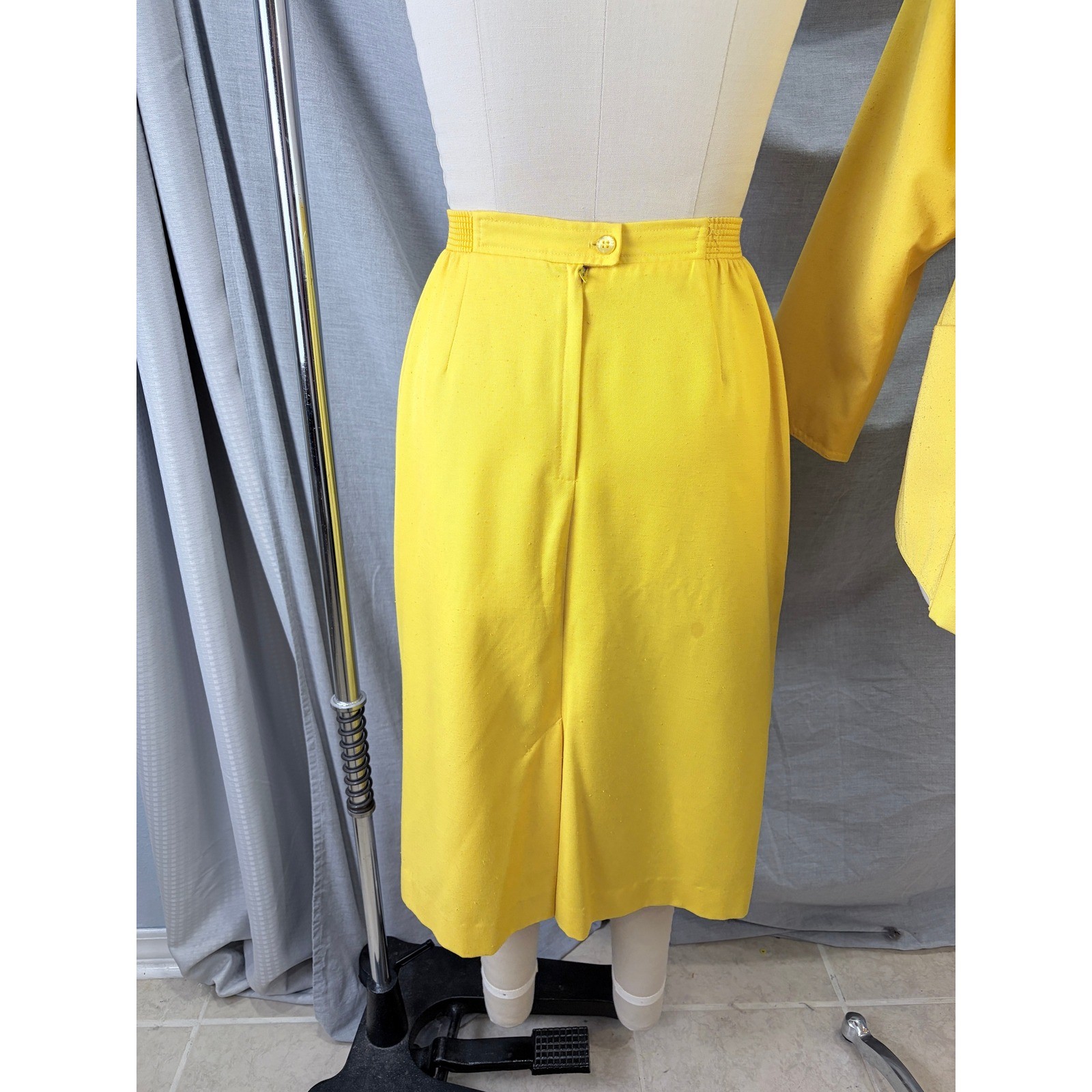 Vintage 80s Edith Flagg Three Flaggs Yellow Skirt Suit Skinner Couture Fabric 10
