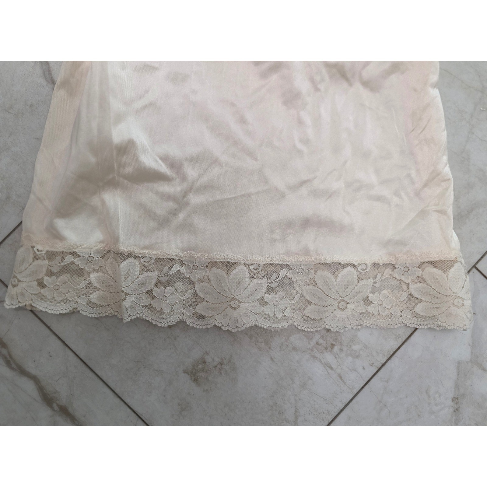 Vintage Lorraine Cream Antron III Nylon Lace Trim Culotte shorts Slip Large USA