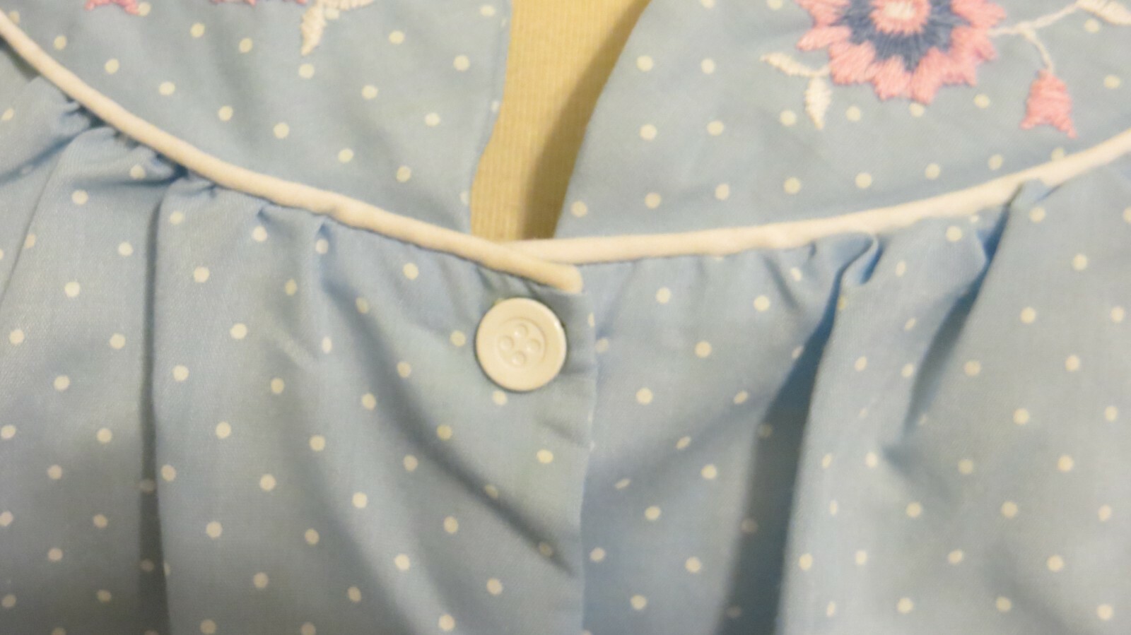 It’s a Charm Housedress Robe Vintage Look Womens M/L Blue White Dots Floral Snap