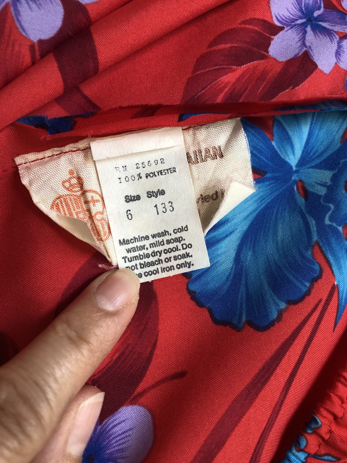 ADORABLE VTG ROYAL HAWAIIAN Made In Hawaii Red Floral Tropical Aloha Sundress 6