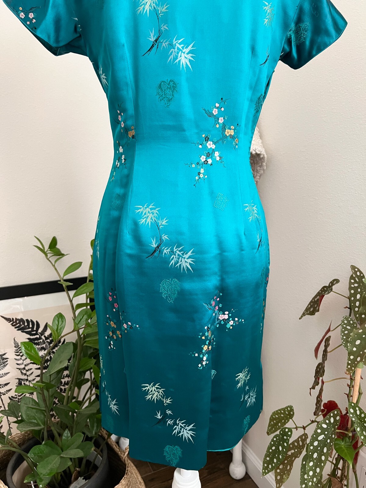 Vintage 1960’s Silk Blue Green Hue 60s Cheongsam Qipao Dress Floral Embroidery
