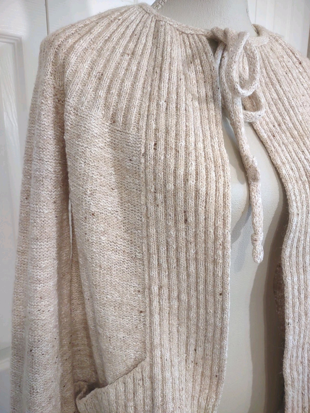 True Vintage 1970’s Boho Style Nubby Cardigan Bell Shape Oatmeal Beige Small