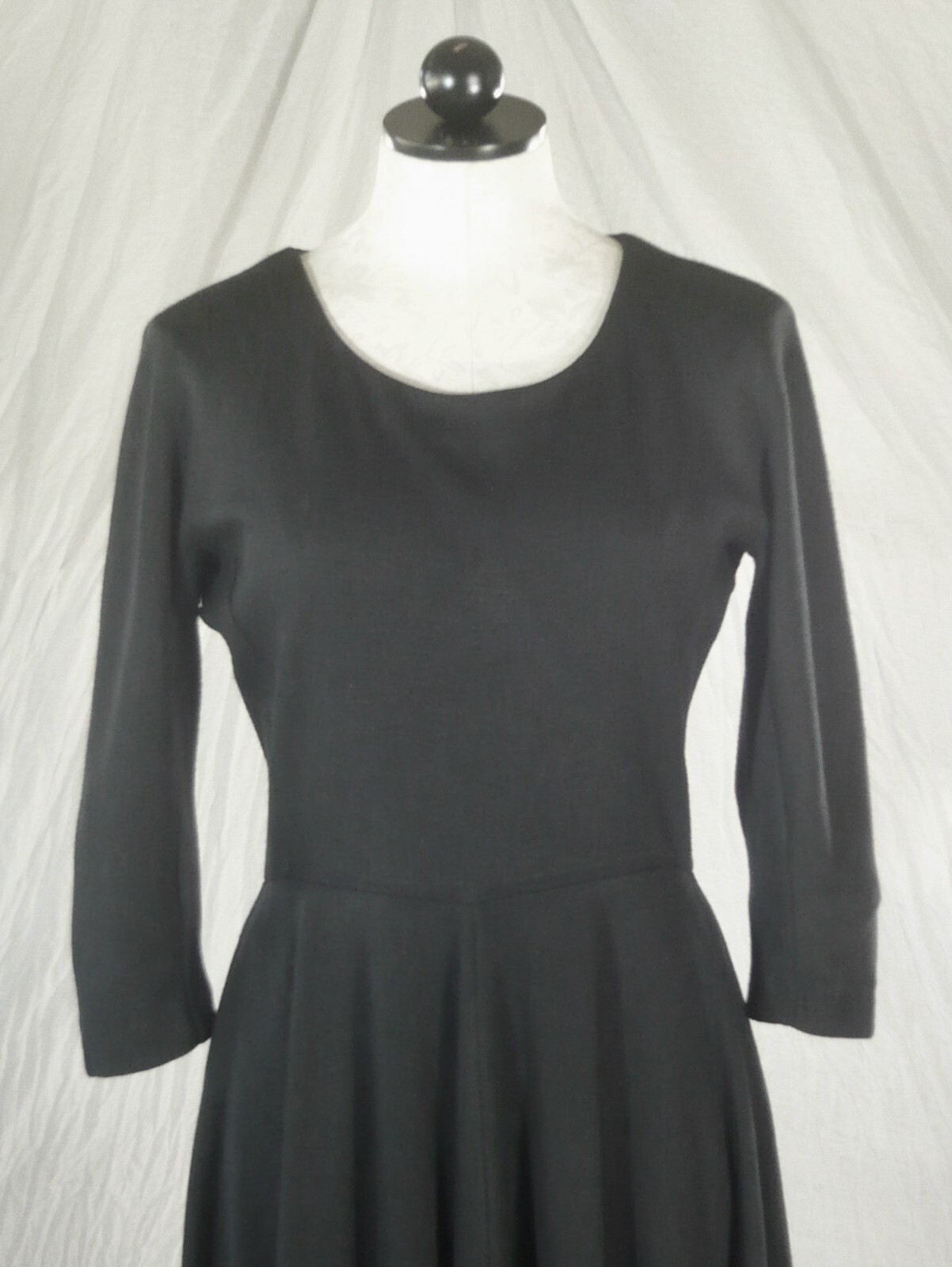 MAX MARA vintage 90s wool minimalist perfection LITTLE BLACK DRESS fit + flare M