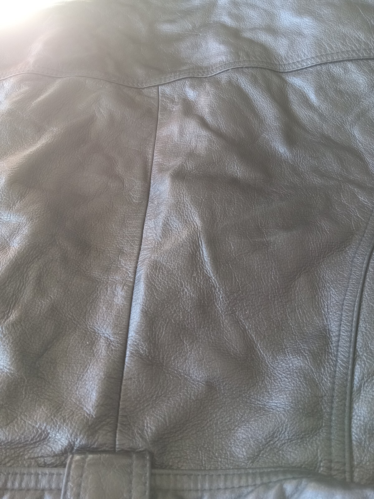 Size M, Wilsons Thinsulate 3M Thermal Insulation Black Leather Jacket, Woman’s