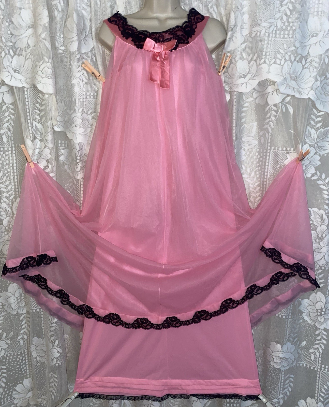 VTG XS S M GLAM Vanity Fair DEEP Pink Db Chiffon Nightgown w Satin & Black Lace