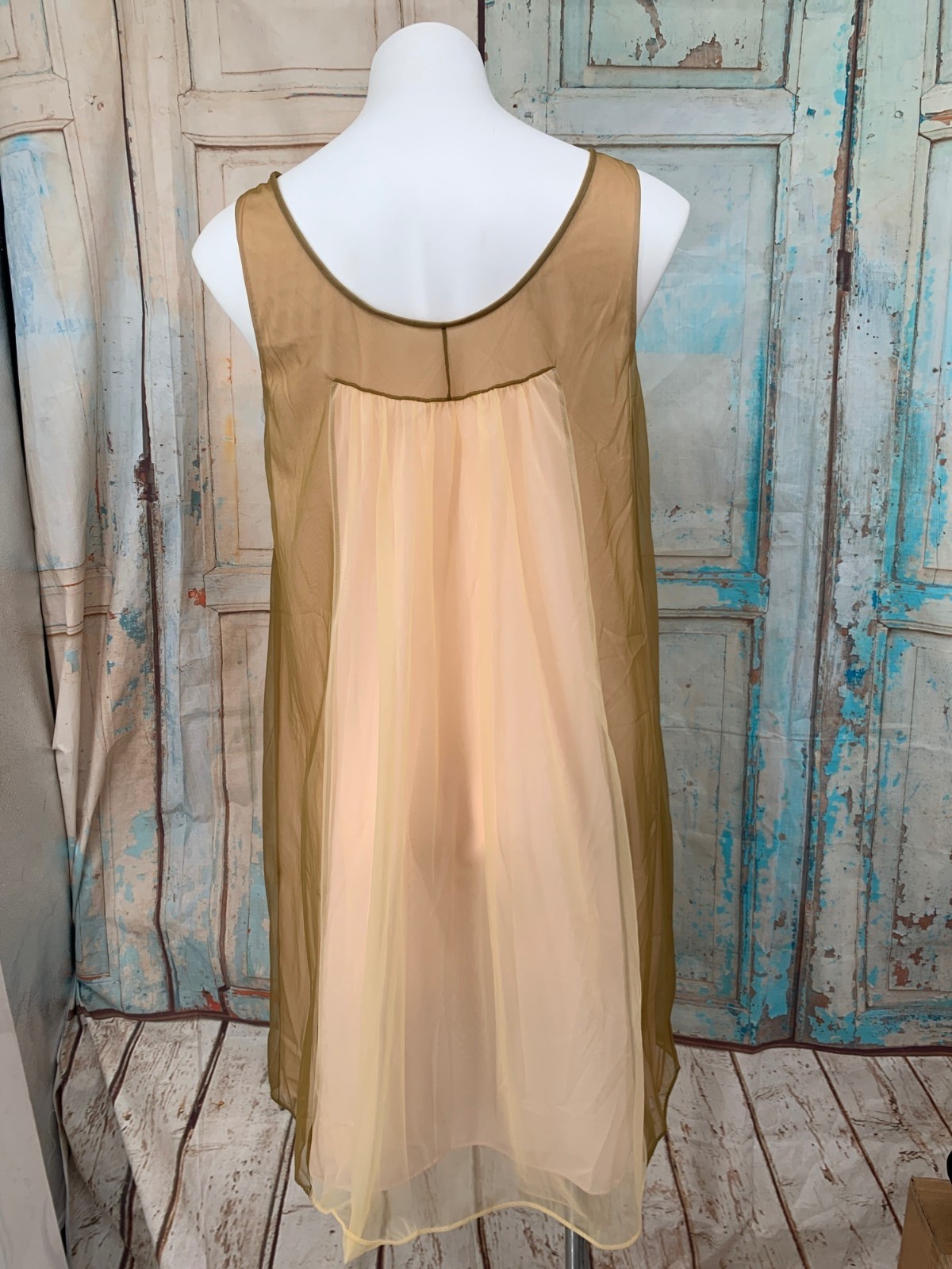 Vintage Vanity Fair Small Sheer Tan & Peach Nylon Chemise W/ Floral Appliqué Sle