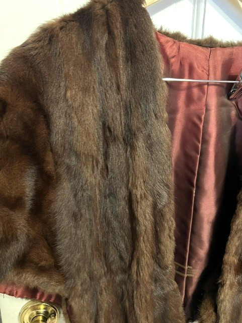 Vintage 1950’s Sable Brown Stripe Mink Fur Stole Wrap w/silk lining BEAUTIFUL!