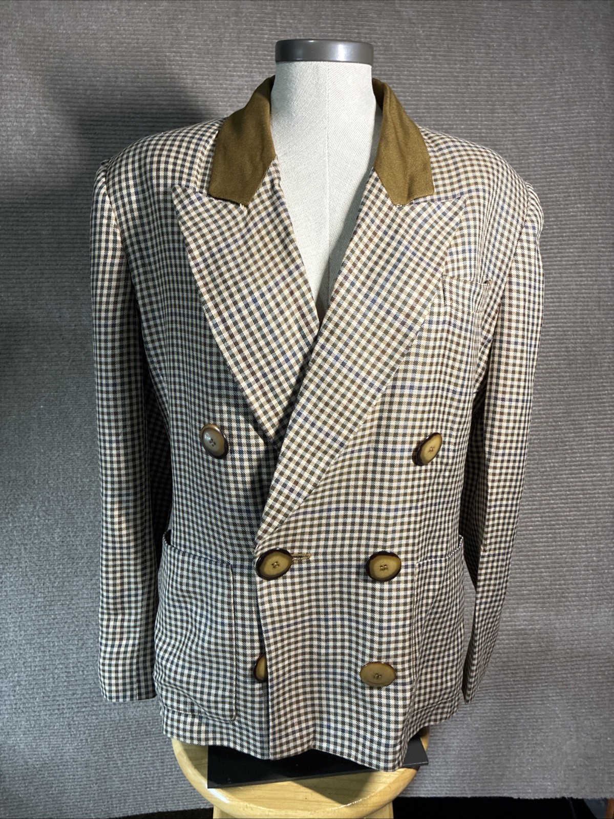 Vintage Harve Benard Double Breasted Blazer in Houndstooth Checked Brown And Blu