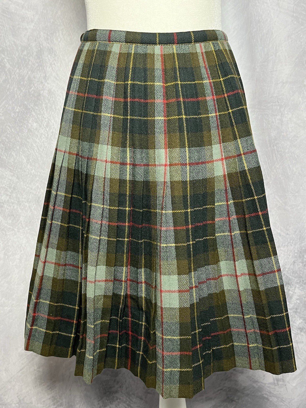 Vintage 1960s W. Bill Ltd Green Wool Tartan Wrap Skirt Pleated Buckle Straps UK