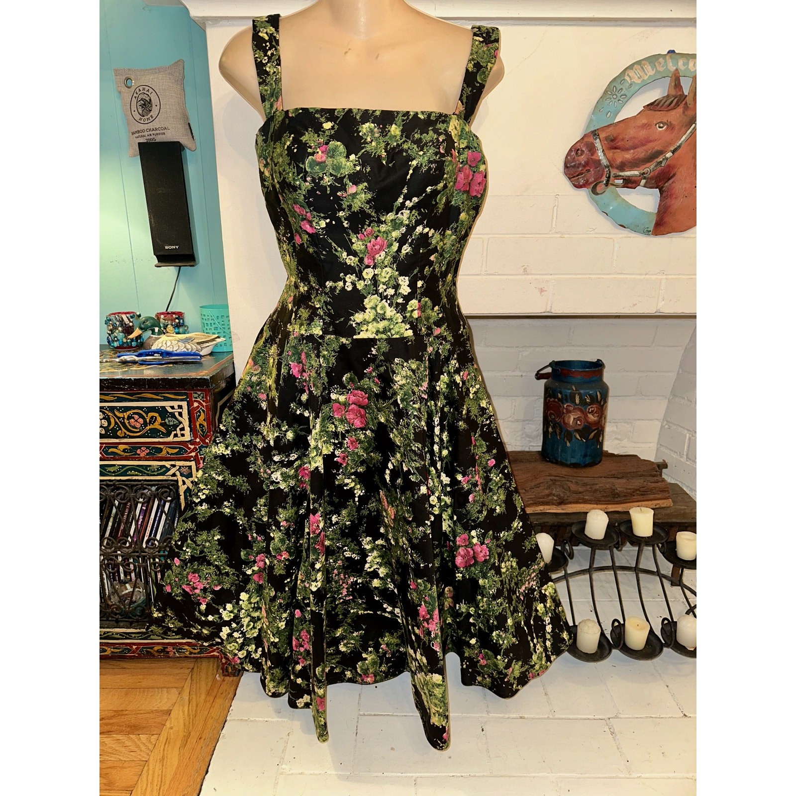 VINTAGE FIFTIES GRENELLE ESTEVEZ FLORAL PRINT CIRCLE SKIRT POLISHED COTTON DRESS