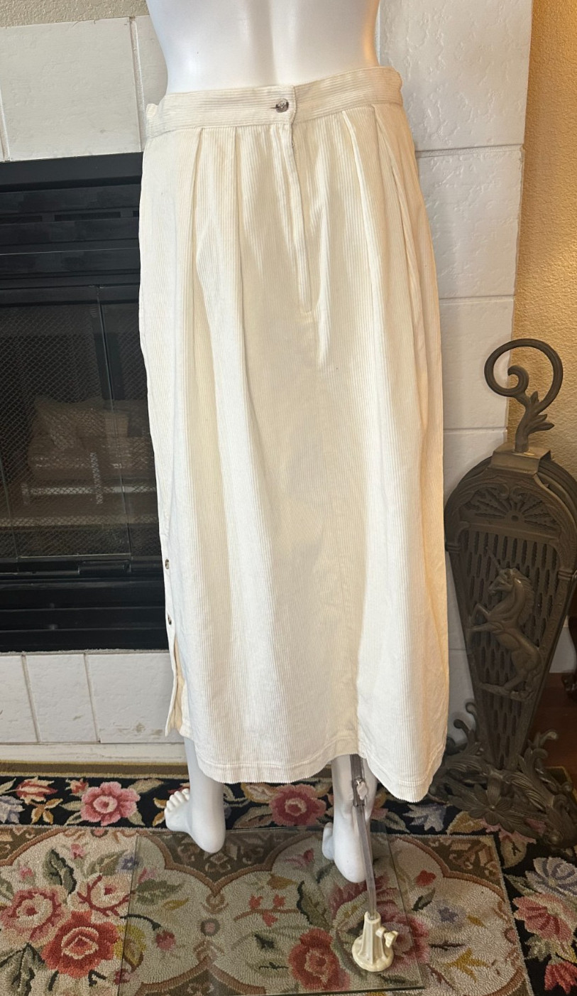 Vintage Calvin Klein Ivory Corduroy Straight Below Knee Skirt snap Slit