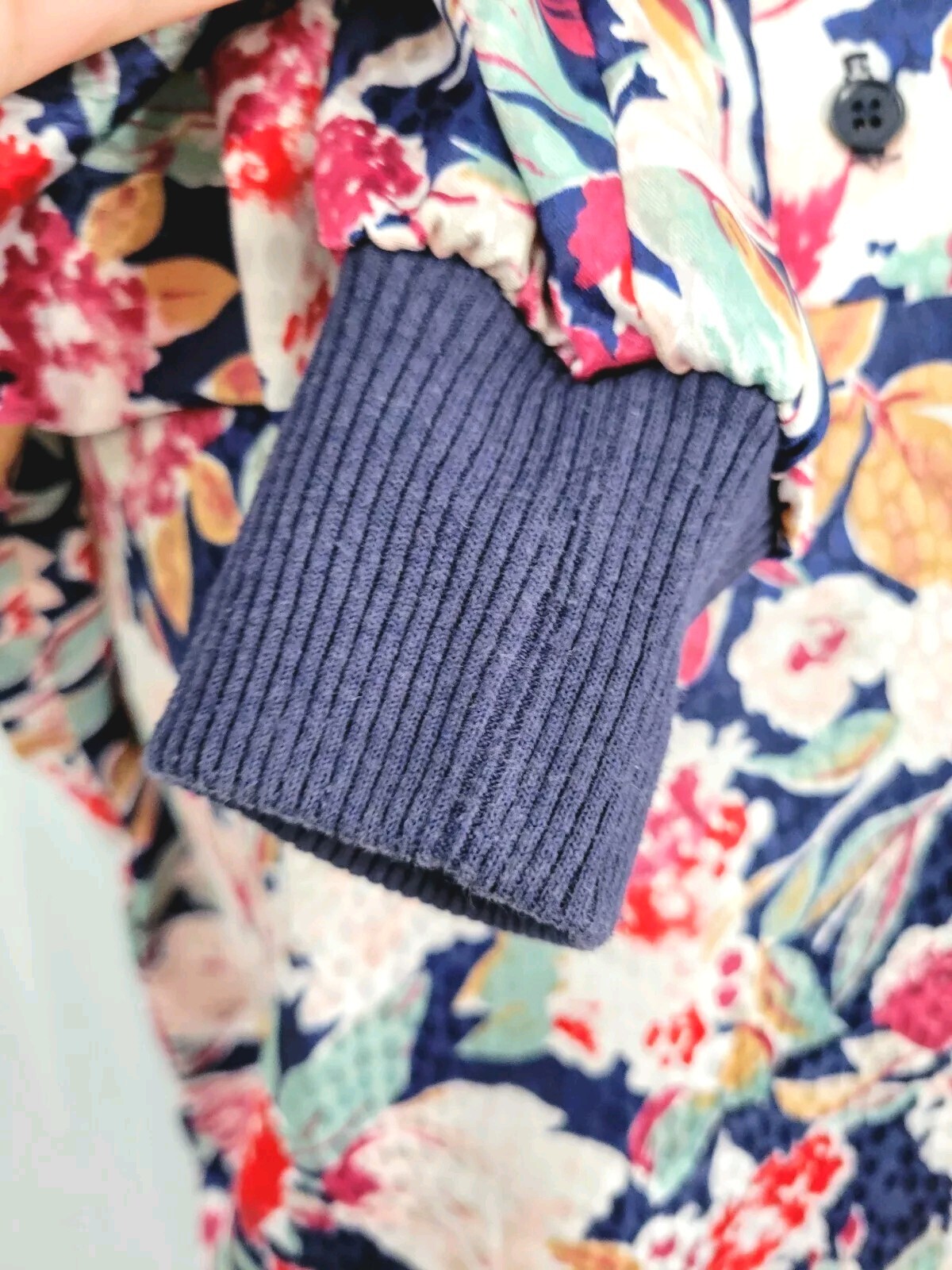 Vintage Jeri Marque Floral on Navy Blouse w Knit Cuffs & Waistband Sz M/L?