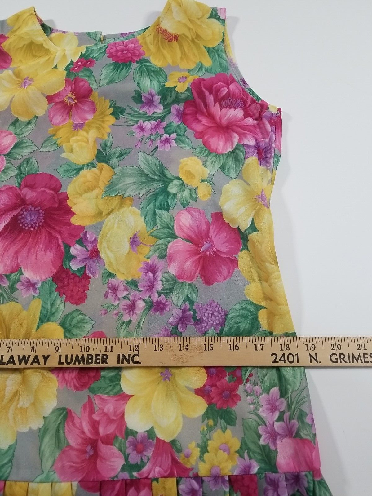 Vintage Womens Dress M/L Two Piece Below Knee Drop Waist Floral Pleated Yellow