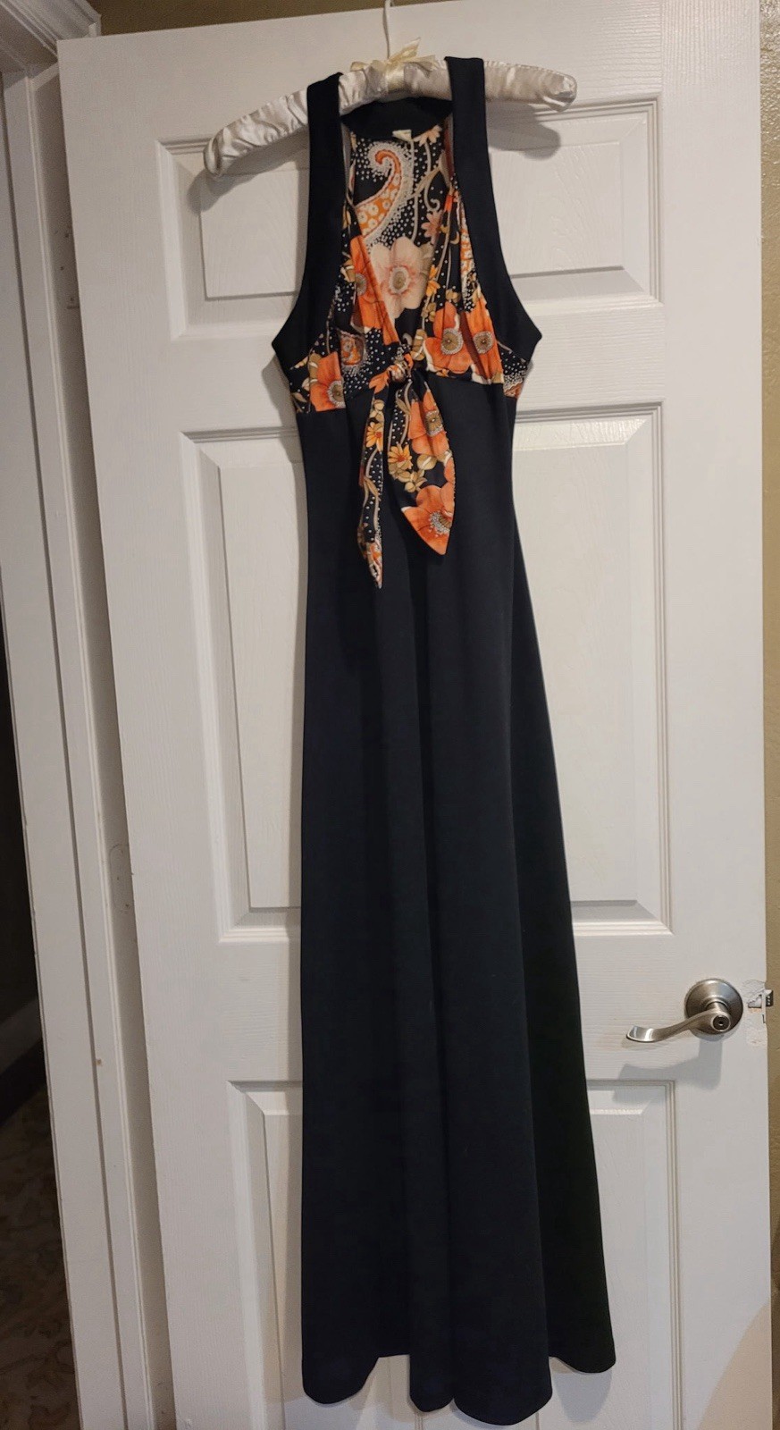 Vintage Maxi 70s Dress With Floral Print