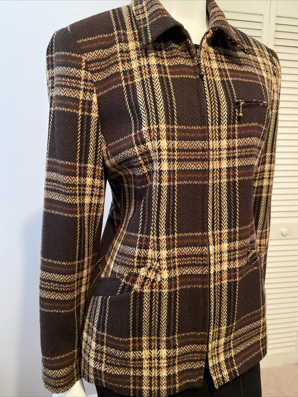 LAURA SCOTT Vtg Womens Jacket/ Blazer Brown Plaid Zip front Lined , Pockets Sz 8