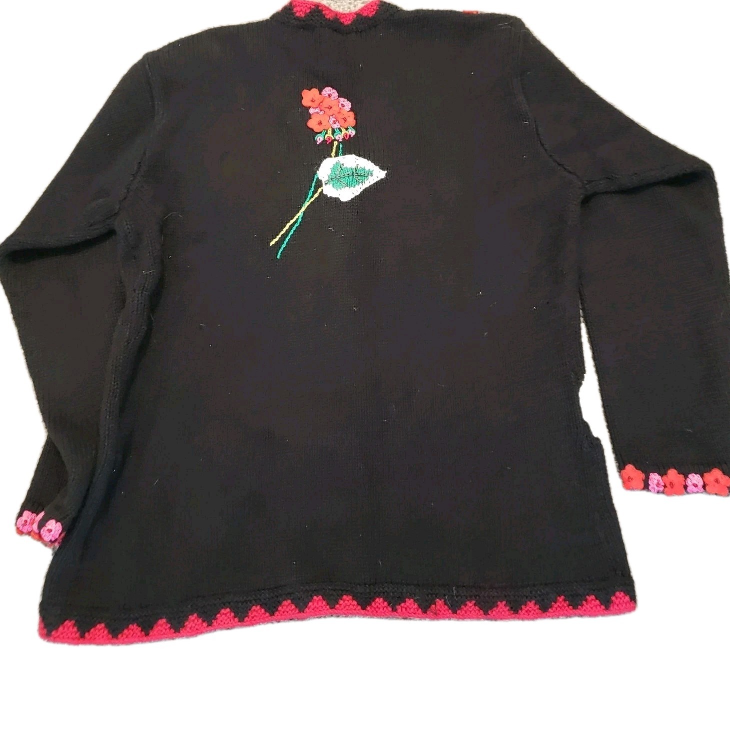 Storybook Knit Holiday Party Sweater Cardigan Geraniums M 44 x 26 in