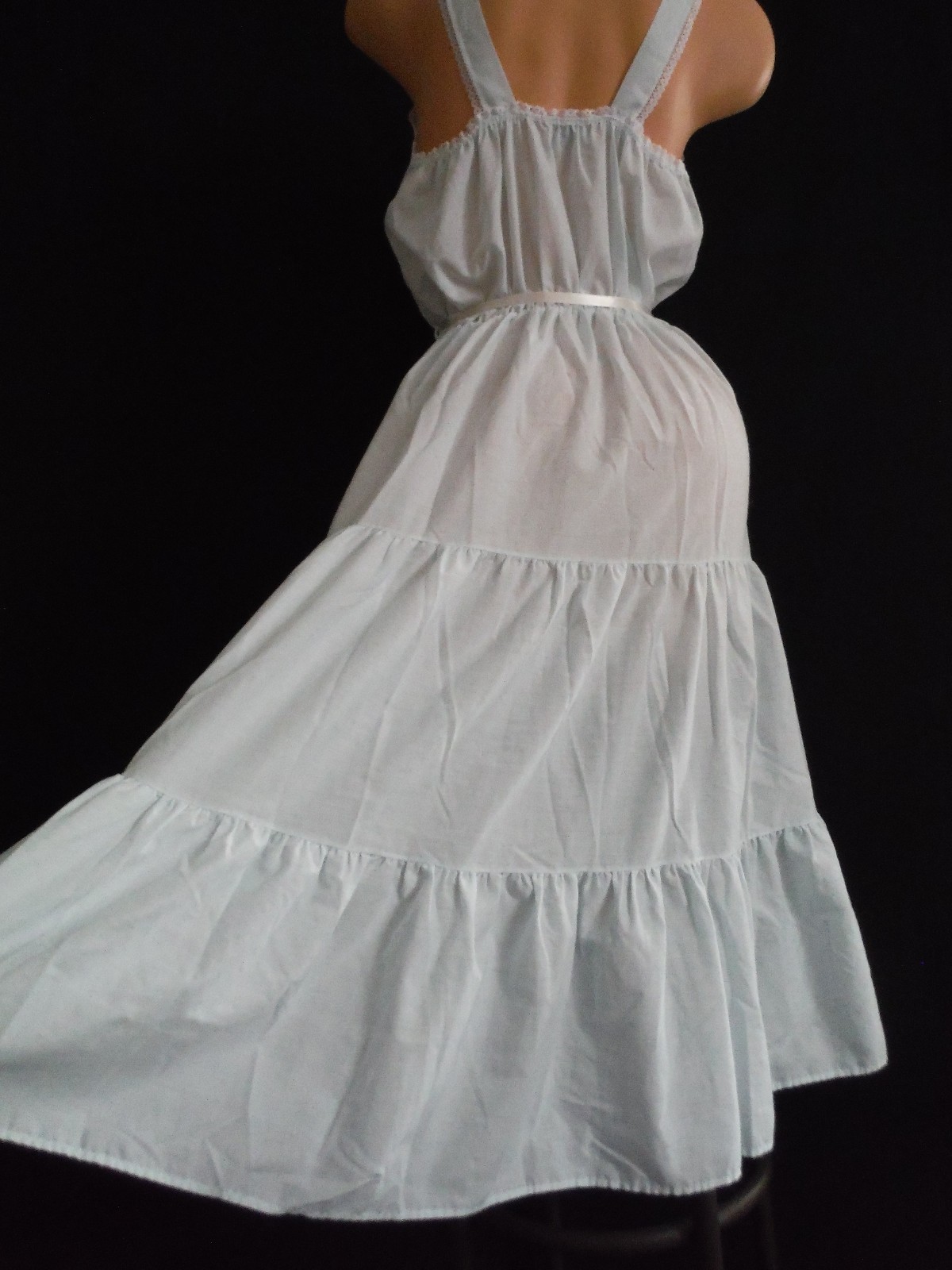 Vtg 80s SOFT MOMENTS Rare Cottagecore Beautiful Feminine Nightgown Soft Cotton M