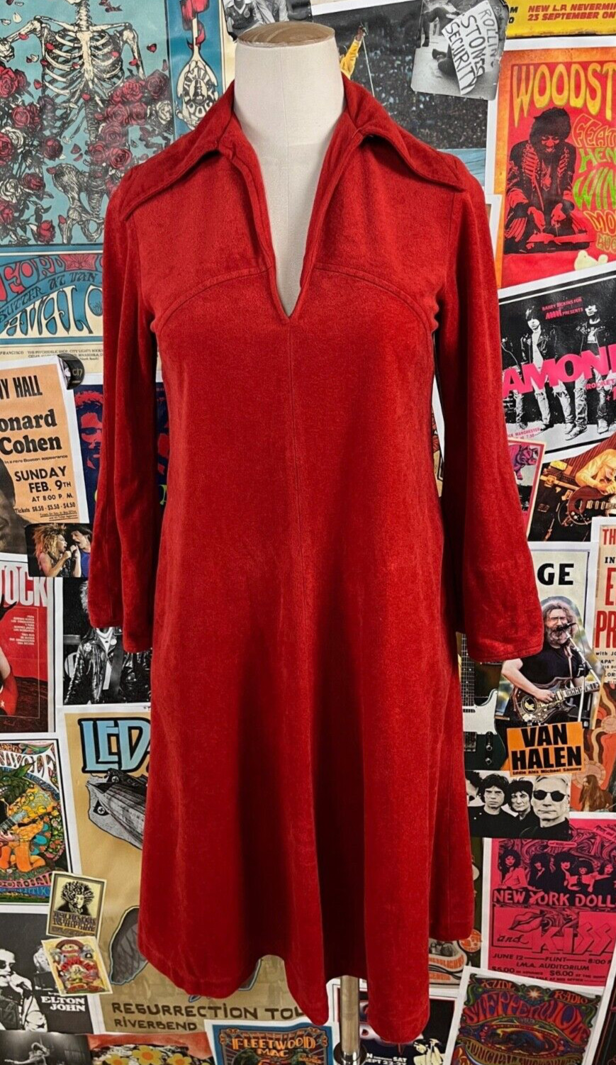 Vintage 70s Red Faux Velour Long Sleeve Collared V-Neck Shift Dress Size PXS