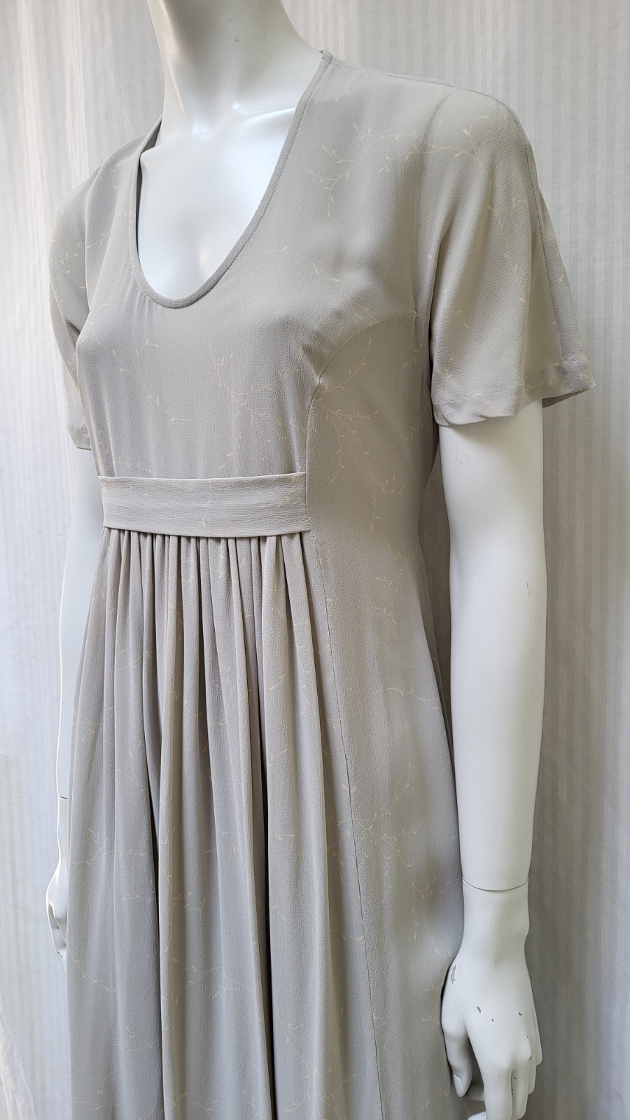 Vintage 90s Banana Republic Soft Gray Vine Print Maxi Dress Tie Back-Size S -EUC