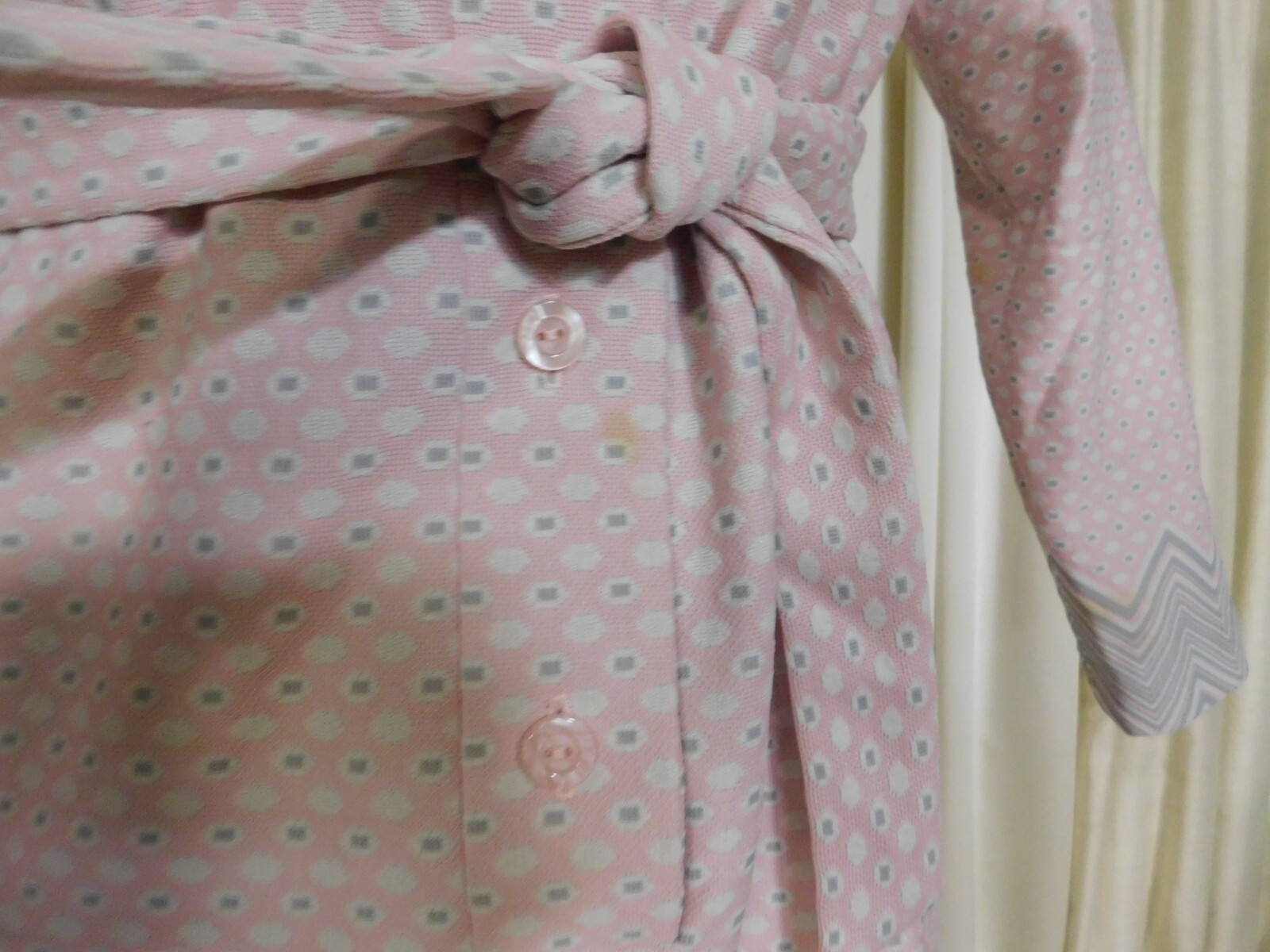Vintage Pink Gray White Poly Dress w/ Belt SERBIN Waist 36″ )*