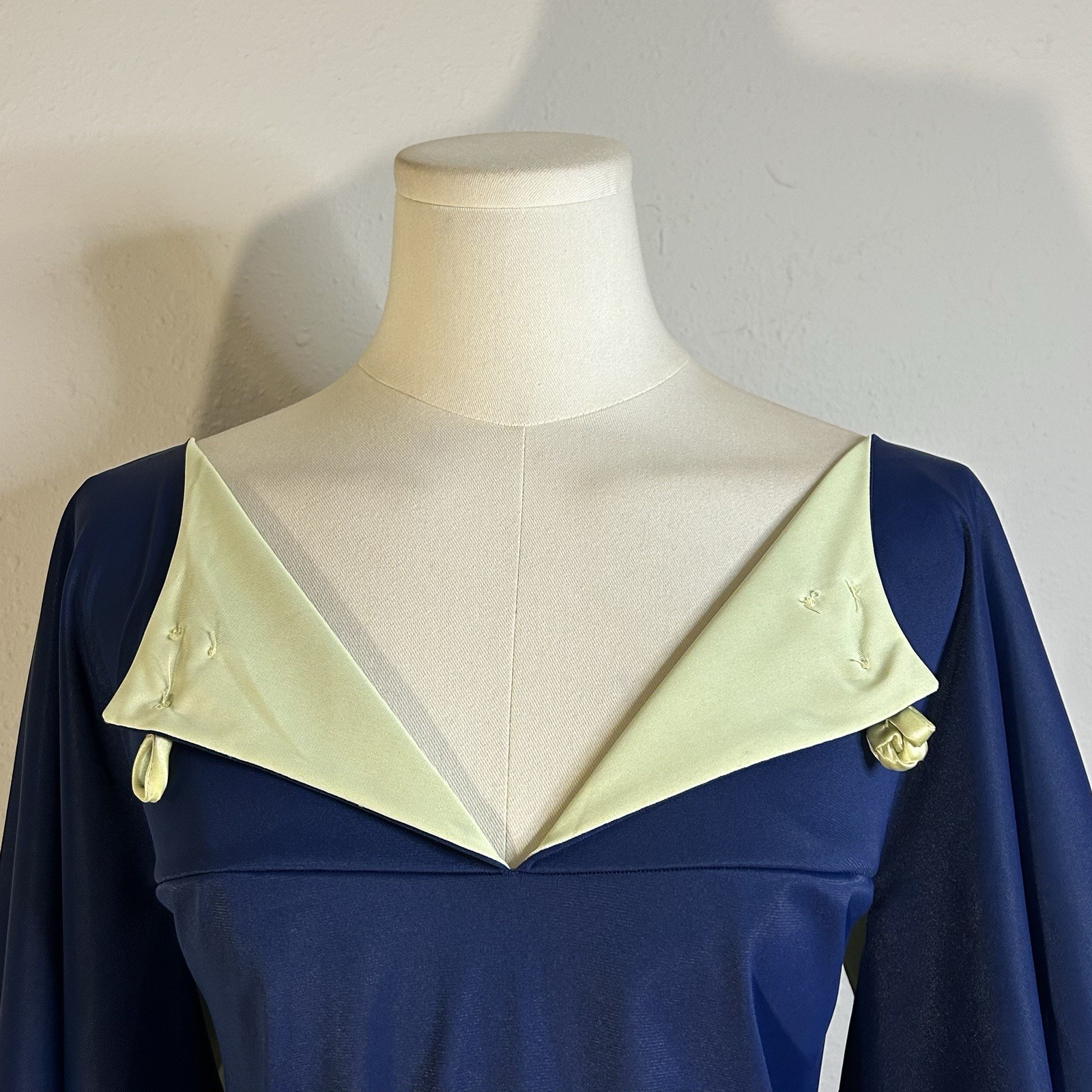 1970s Blue Bell Sleeve Fairy Top Boho Hippie True Vintage 36-39 Inch Bust