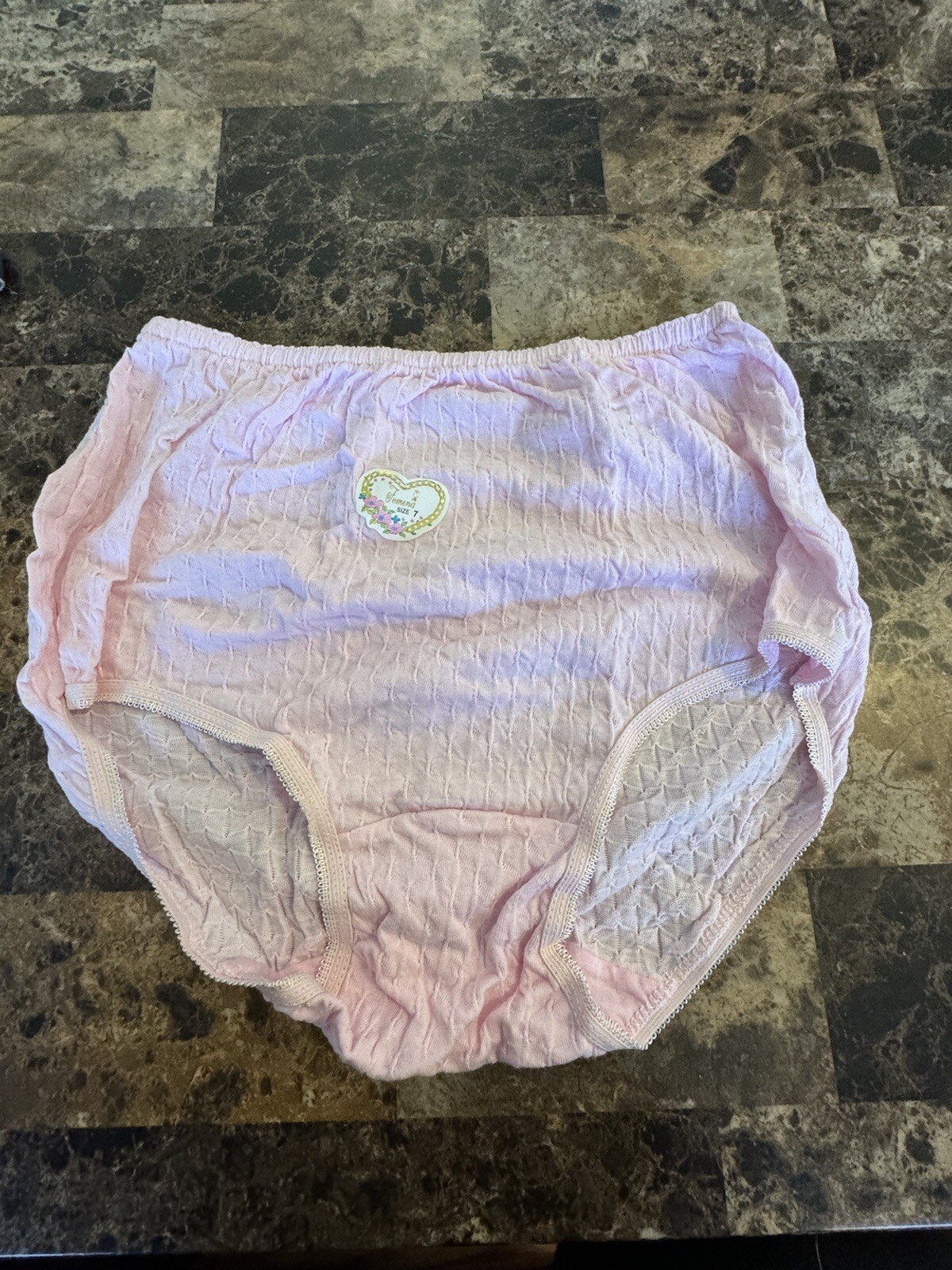 VINTAGE FEMINA COTTON / POLYESTER GRANNY PANTY! SIZE 7 NEW! PINK