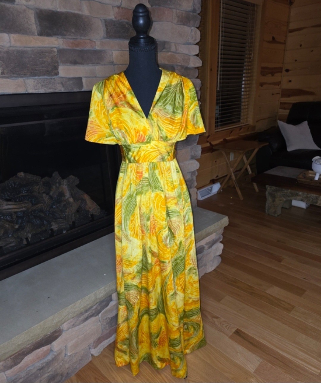 Vtg 70’s Ludy For Ludi’s Waikiki Psychedelic Swirl Flutter Sleeve Maxi Dress…