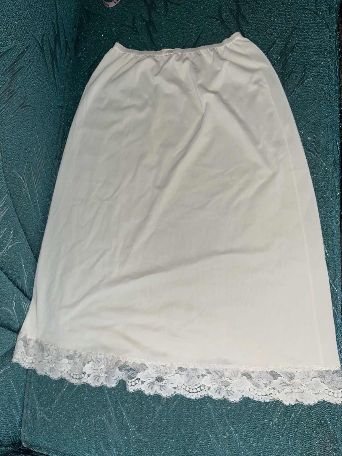 Vtg Shadowline Half Slip Small Tall Cream Floral Lace Trim Satin Skirt 25” Long