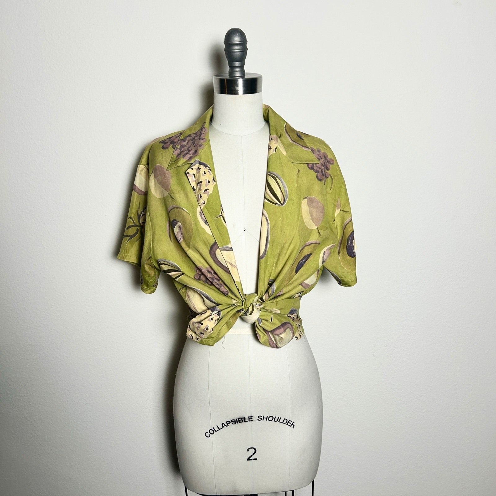 VTG Picante Fruit 100% Silk Camp Cropped Button Shirt Tropical Lime Chartreuse M