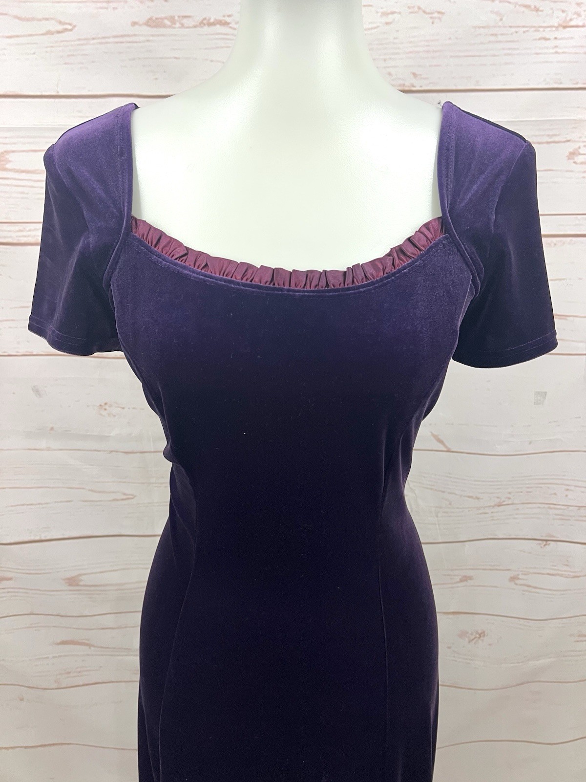 Vintage 90’s Purple Velvet Crossback Short Cap Sleeve Ruffle Neck Maxi Dress 8 M