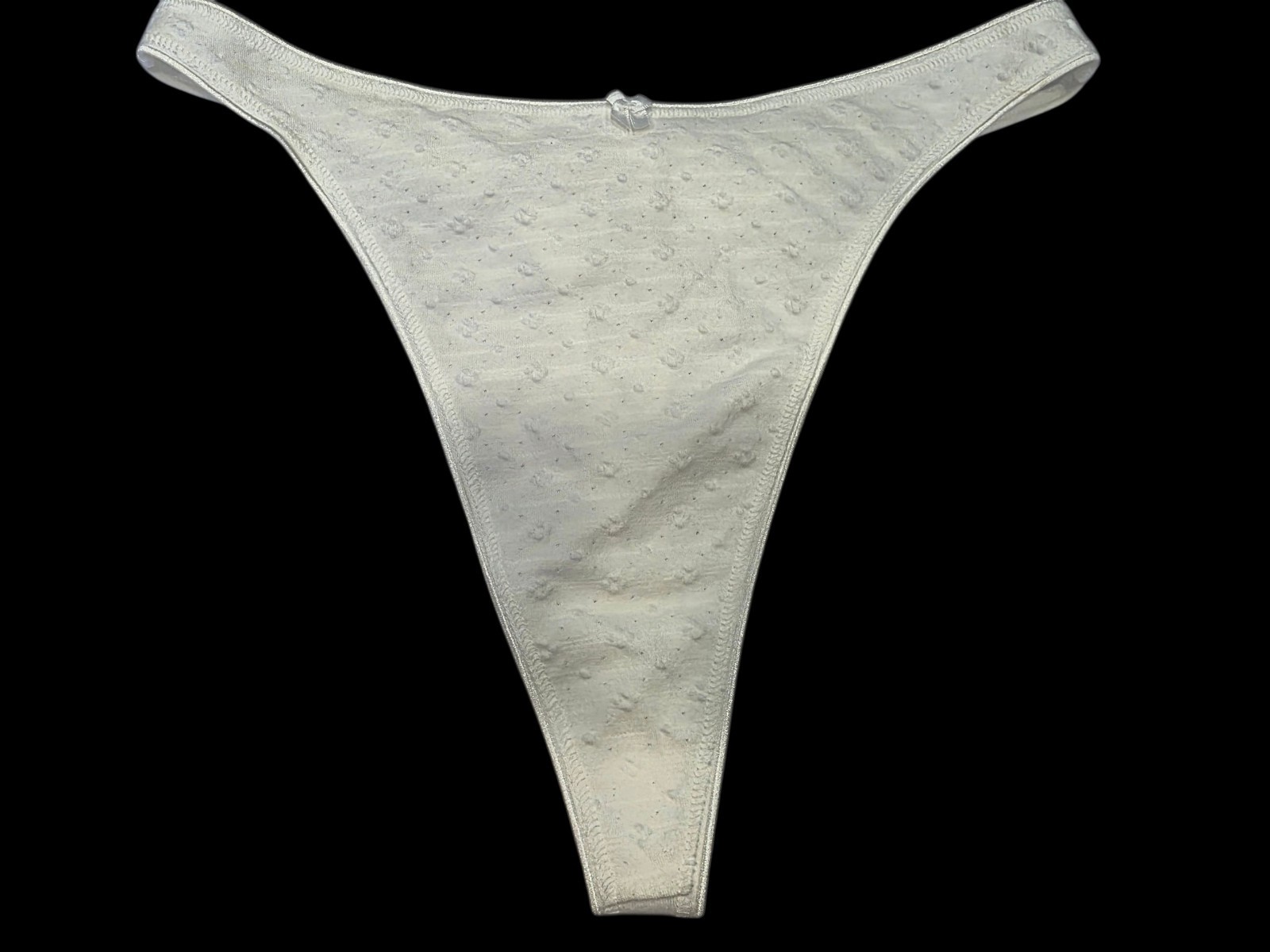 90’s Vintage NWT VICTORIA’S SECRET White Eyelet Thong Panties Heart Label Sz LG