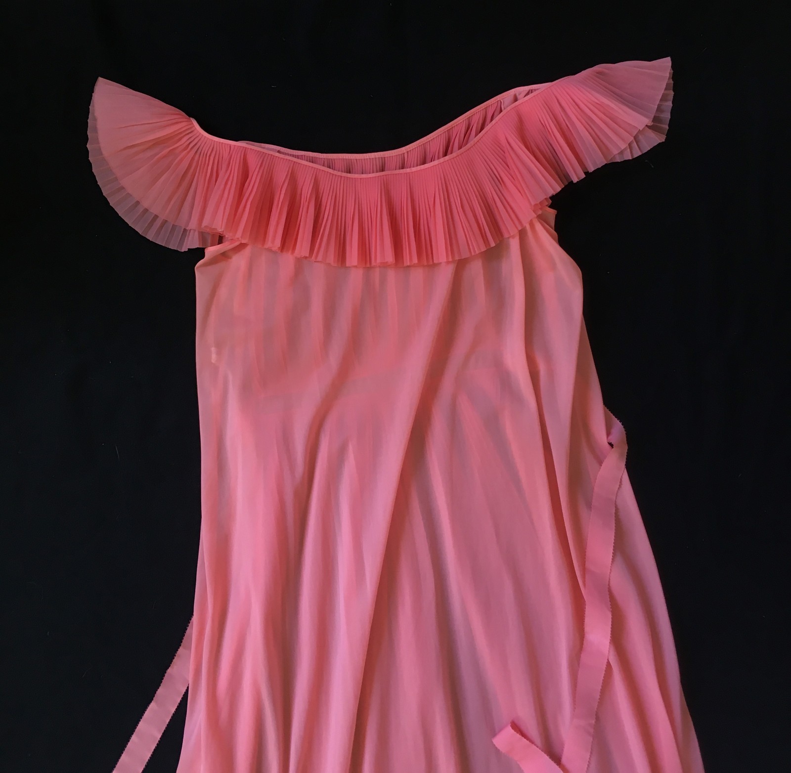 Vanity Fair Coral Pleated Tie Back Gown Slip Dress Negligee Nightgown 36
