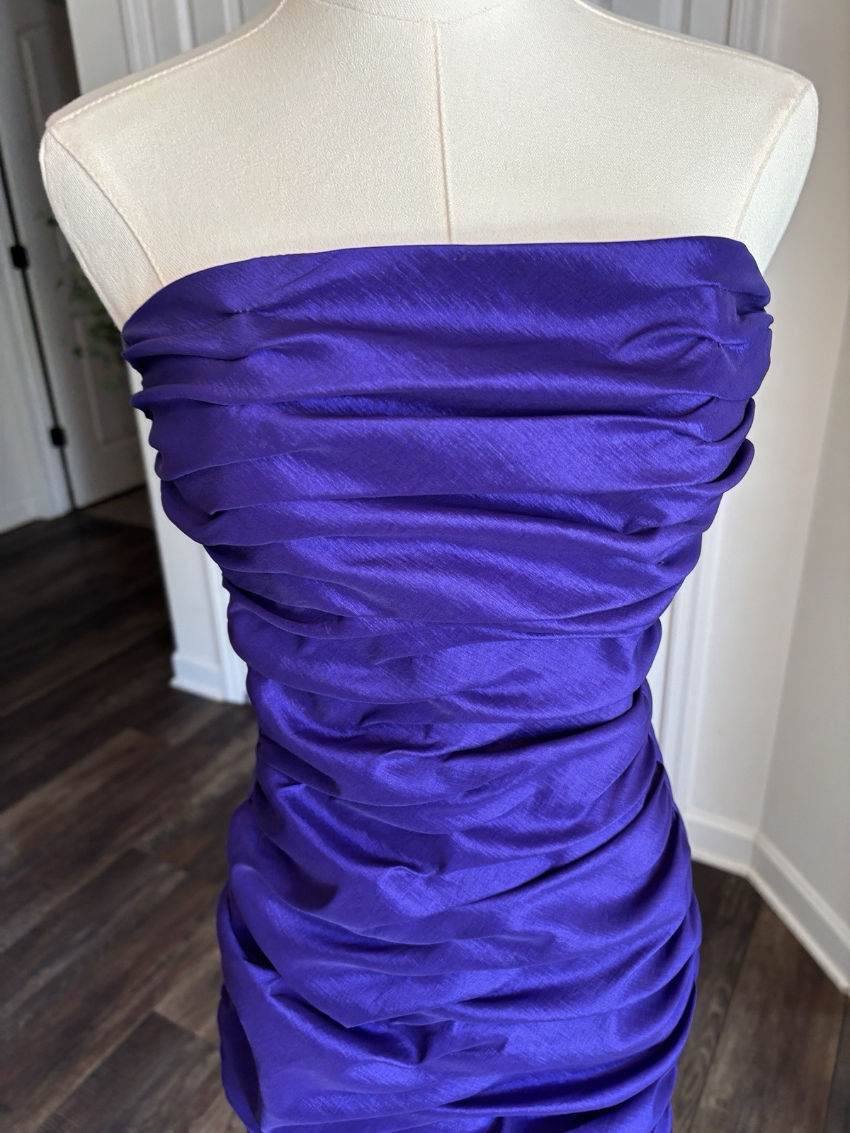 Y2K Jessica McClintock Body Con 3D Mini Wiggle Ruched Strapless Dress Purple 10